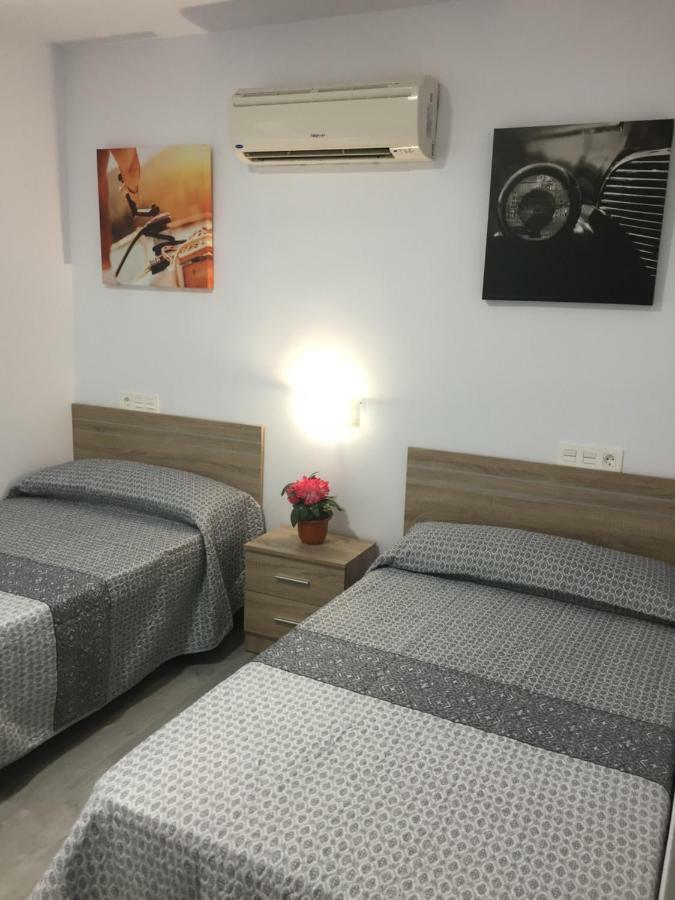 شقة Carihuela Palace Beach توريمولينوس المظهر الخارجي الصورة